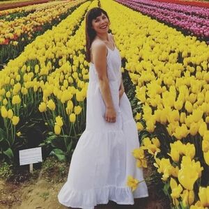 White Maxi